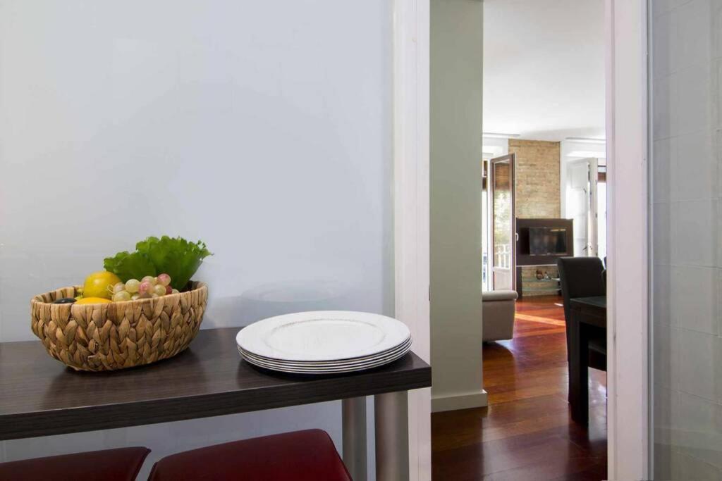 Eco Center Granatensis Catedral 2 Habitaciones Free Parking غرناطة المظهر الخارجي الصورة